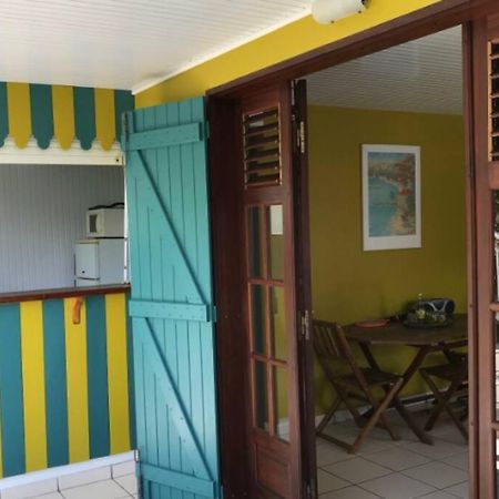 Case A Lili, Joli Bas De Villa Face A La Mer. Terre-De-Haut Ngoại thất bức ảnh