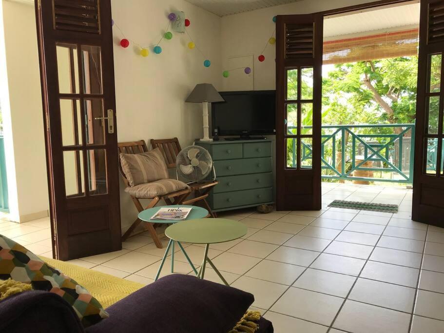 Case A Lili, Joli Bas De Villa Face A La Mer. Terre-De-Haut Ngoại thất bức ảnh